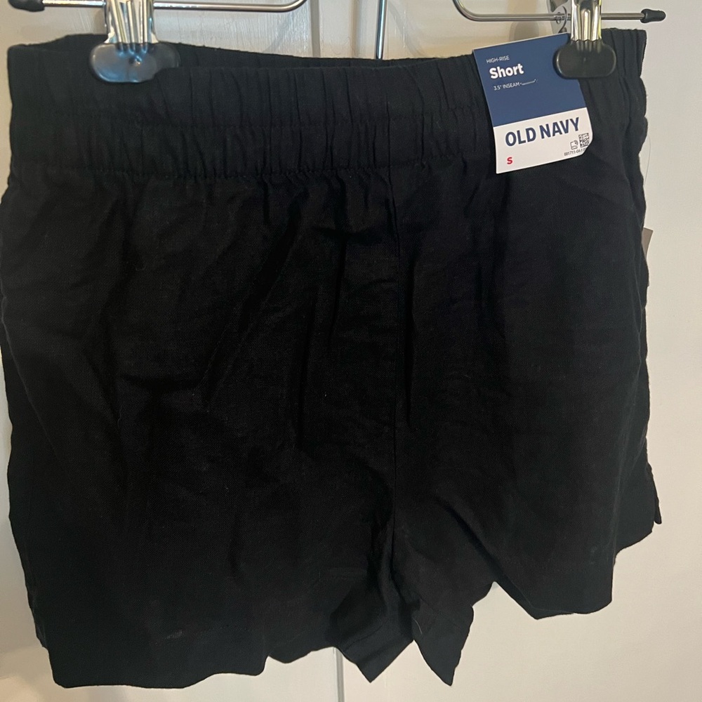 Old Navy Black High-Waist Elastic-Waist Shorts